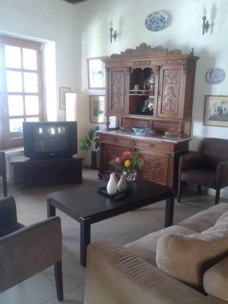 Hydroussa Skyros Hotel Bagian luar foto